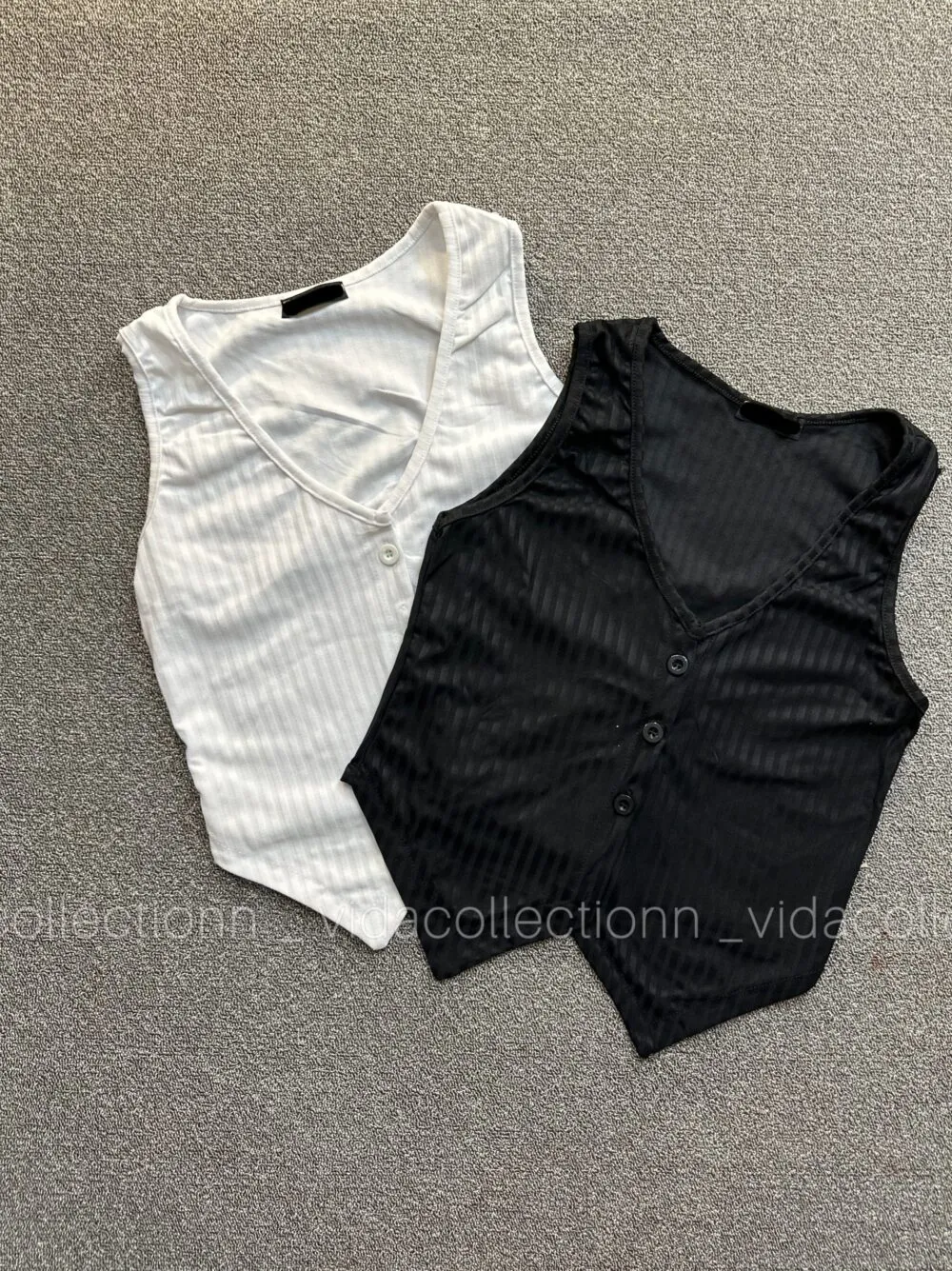 photo-output تاپ جلیقه ای کد ۶۱۲ - Image 1
